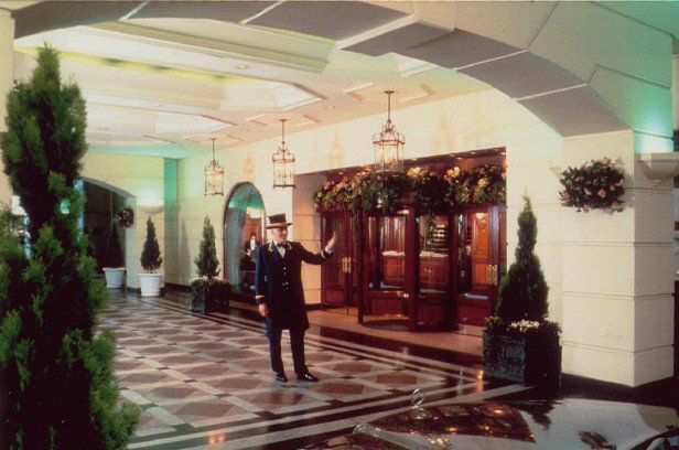 Selfridge Hotel Entrance